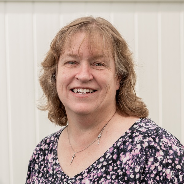 Kathy Cason headshot